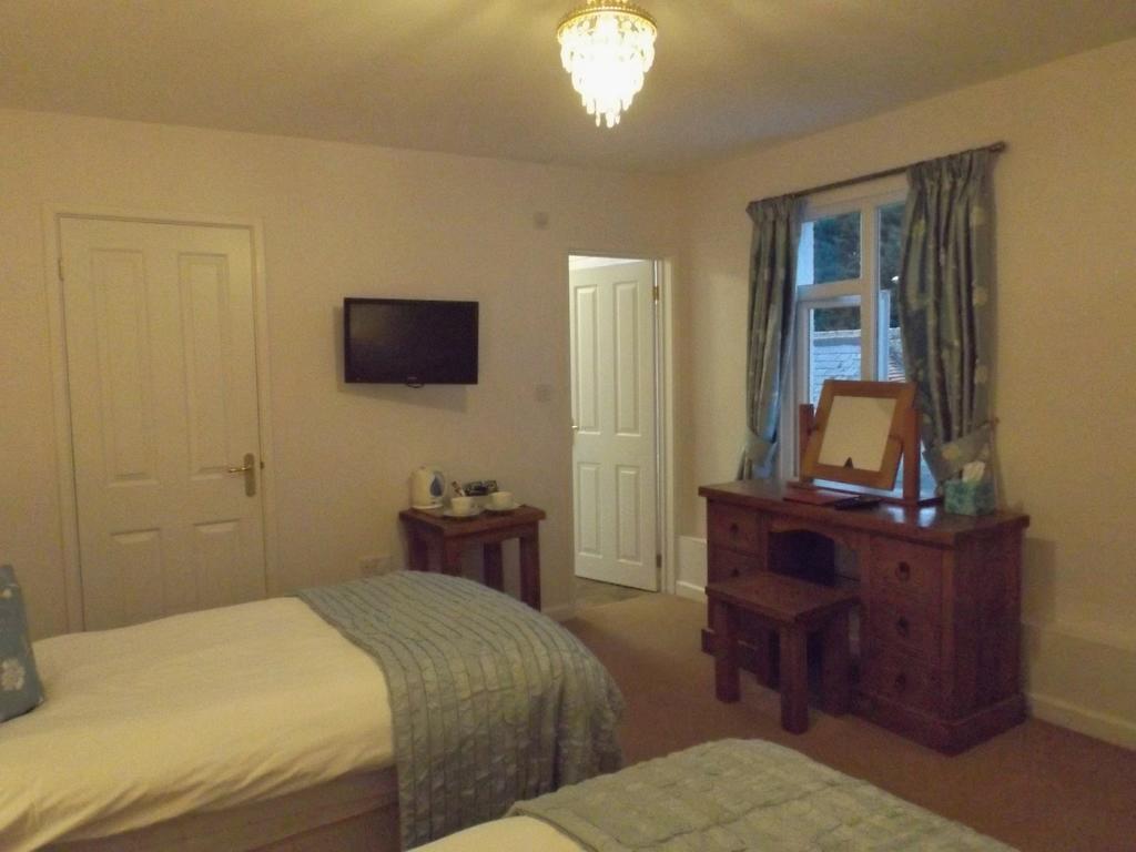 Old Riverview Guest House Huntingdon Room photo