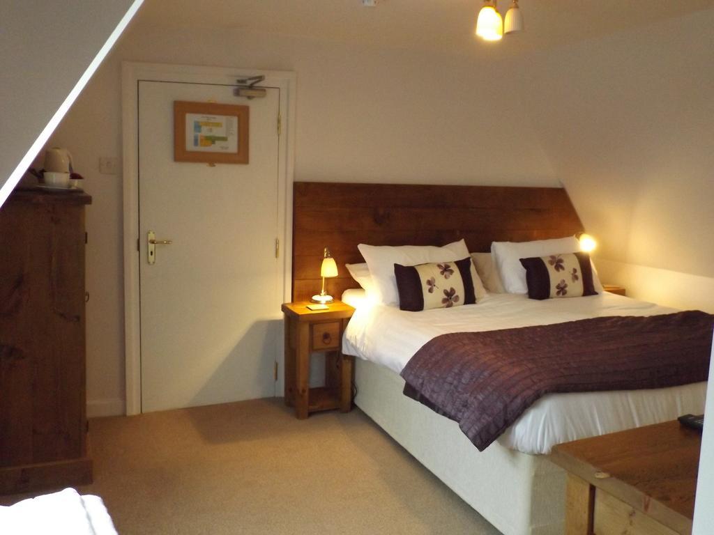 Old Riverview Guest House Earith Room photo